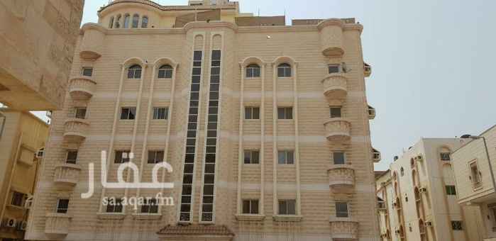 1410030 عماره6 ادوار بحي النسيم مكون من شقق وفيلا 19شقق كالآتي 8شقق من 4 غرف و2 حمام مدخلين و2شقق من 5 غرف وصاله و2 حمام و2 حمام و5 شققمن غرفتين وشقه من 3 غرف و3 شقه من غرفه وفيلا 10 غرف نوم و3 مجالس كبيره و2 صاله وعدد 6 دورات مياه الدخل 420000 مطلوب اربعه مليون وثلاثمائة ألف ريال