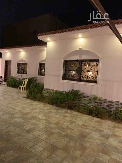 1633567 شارع 25 متر مزدوج نافذ الى شارع الامير نايف
المساحه 400 متر
مجلس رجال
مجلس نساء
استقبال نساء
مطبخ راكب من اجود الانواع ..
بيت شعر فخم ..
مسبح
3 دورات مياه
مسبح
غرفه خارجيه بدوره مياه
مستودع
التكييف اسبلت بجميع الغرف ..
3 شاشات بلازما..
الارضيات بورسلان اسباني
والادوات الصحيه من بيت الاباء ..
المطلوب مليون و100 الف نهائي
* المساحة:٤٠٠ للمتر