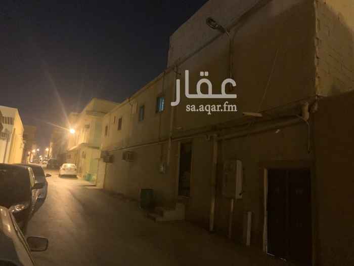1703496 بيت دورين على شارع شمالي وعلى شارع شرقي وكل دور عداد مستقل موجر بالسنه ١٧٠٠٠الف
