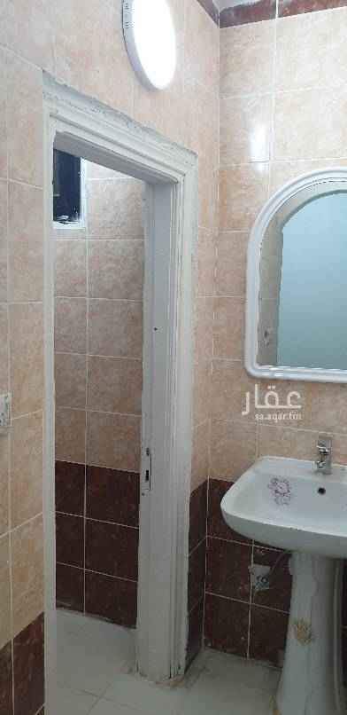 1699105 شقة دور اول
حمامين
عداد ماء مستقل
٣ دقائق بالسيارة عن مستشفى الملك فهد
٦ دقائق بالسيارة عن جامعة طيبة