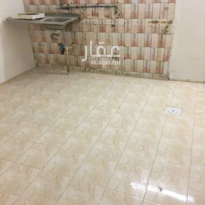 1547732 شقة للإيجار بحي المربع وسط الرياض جوار المركز التاريخي المتحف الوطني غرفتين وحمام ومطبخ
غرفة 5*5
وغرفة 3.5 *3
ومطبخ 4*4.5
وموزع بين الغرف 2*1.5
الإيجار بـ10000 ريال على دفعتين
الكهرب والماء على المالك
الرجاء التواصل واتس
يوجد مطبخ