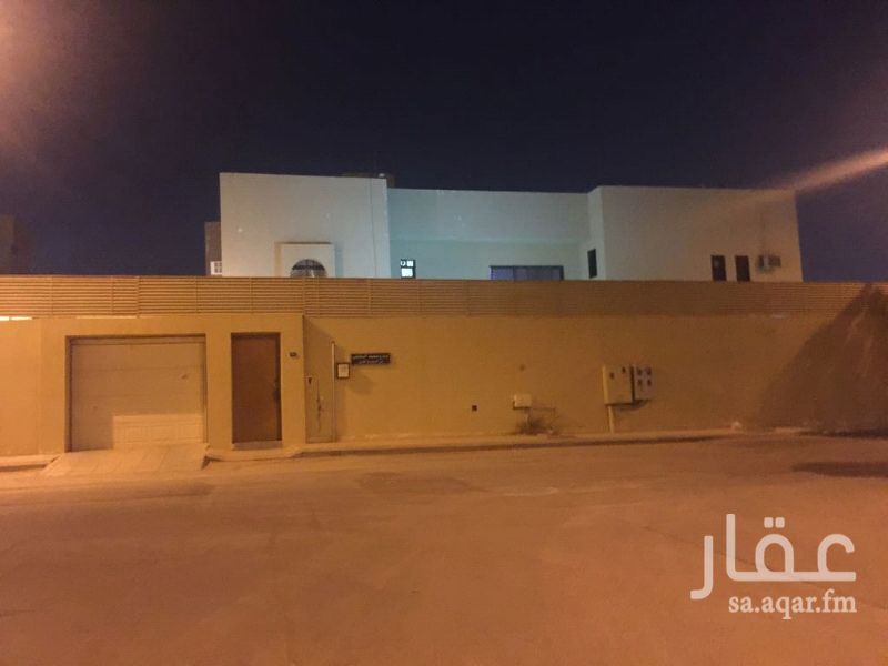 1270877 ماشاءالله تبارك الله الرحمن
فله مساحة 1050 متر.
عمرها 30 سنة.
شرقية جنوبية
بناء قوي.
درج صالة.
مجدد بالكامل كهرباء داخل الفله 220 والخارجي 110.
غرفة سواق وغرفة شغالة.
حد 1250000 مع البقاء لمدة سنة وترك جميع الأجهزة تكييف ثلاجات وافران والمجالس
العرض قابل للتفاوض.
أهم مايميز الموقع جار للجامع