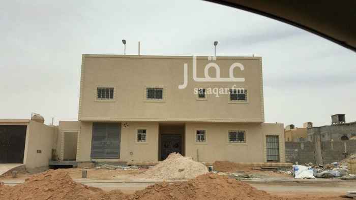 1383863 عمارة عزاب للايجار معها تصريح من البلدي ة مكونة من 15شقة مع امكانية اضافة شقتين بالسطح الشقق مكونة من 2غرفة ومطبخ وحمام وبعضها غرفة وصالة ومطبخ وحمام تصلح للشركات او للاستثمار للاستفسار مكتب الاملاك الذهبية للعقارات 0501070474 .../كل شقة بعداد مستقل والماء واصل
