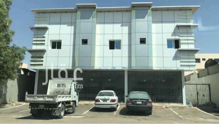 1206533 3 محلات تجارية
جميع المحلات مجهزة من الديكور وابواب الزجاج وشبك الحماية ومبلط بالسراميك بيج 60*60 ويوجد دورة مياة كل نهاية محل .
التفاصيل
المحل الاول من مدخل العمارة
العرض 5,20 متر والطول 9 أمتار مبلغ الايجار 30,000 ريال سنوياً
المحل الوسط
العرض 5,5 متر الطول 13 متر مبلغ الايجار 35,000 ريال سنوياً
المحل الثالث والاخير
العرض 4 أمتار الطول 13 متر مبلغ الايجار 30,000 ريال سنوياً