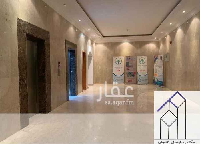 1715611 يوجد اكثر من مكتب بمساحات مختلفه