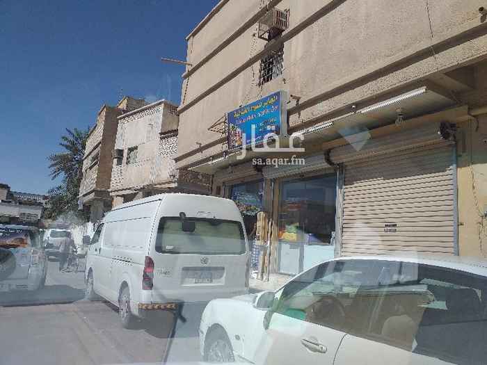 1399886 محل تجاري بحي منيفة مقابل جامع القصيبي
شارع تجاري موقع مميز