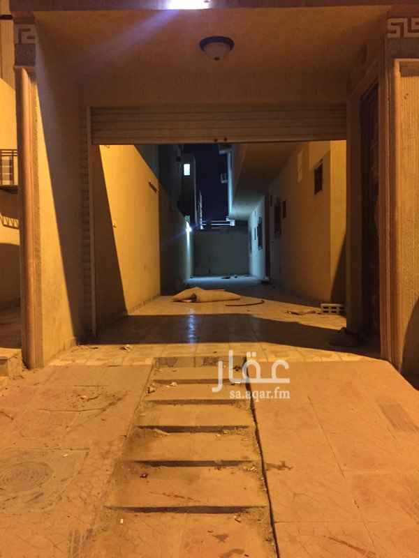 1348879 للايجار دور ارضي في حي الجنادرية
يتكون من .
٤ غرف نوم + ٤ دورات مياة
مجلس + مقلط + صالة + مطبخ
حوش كبير جدا + مدخل سيارة
بحاجة لبعض التصليحات .
موقع ممتاز .
خدمات الحي كاملة ⭐️
الوسيط العقاري : الــشـمـوخ للعـقـارات
ارقــام التواصل : 0501769000
الرياض - الجنادرية - شـارع الشيخ خليفة بن حمد .
واتساب : +966501479000 🧤