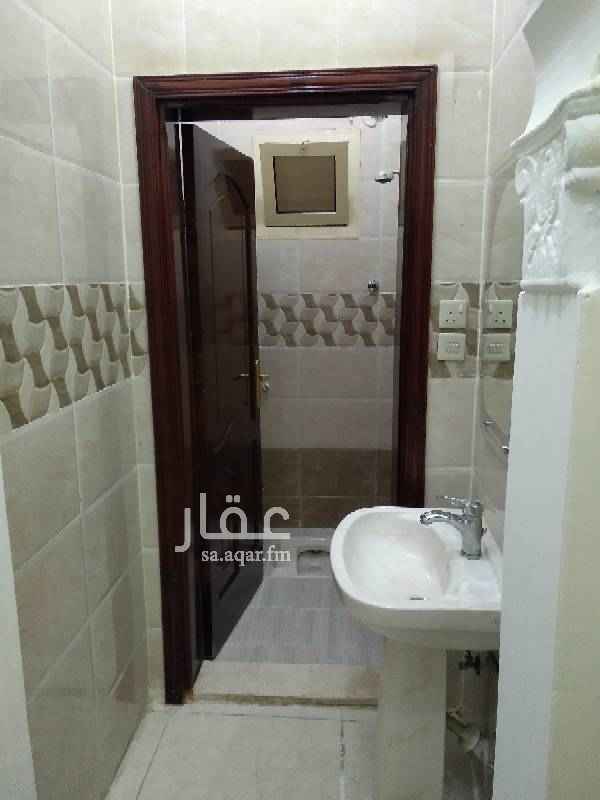 1672999 مكتب خدمات طيبه للعقار
شقه مكونه من ٤ غرف وصاله ودوتين مياه ومطبخ وحوش خاص بالمديفر
مطلوب ٢٠ الف دفعتين للعرسان
للتواصل ابو مالك
٠٥٠١٤٨٠٩٧٢