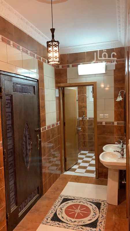 1747048 عندي شقه للايجار عباره عن
4 غرف و 2 حمامات اعزكم الله
وصاله وبلكونا
الشقه فيها 3 مكيفات
والماء مشترك والكهرباء خاص
المدخل مشترك
البيت فيه شبكه مشترك
البيت في الدور الثاني
المسجد امام البيت بالضبط
المبلغ السنوي 22000 على دفعتين وللصامل ننزل له السعر
تنويه : البيت فيه مستاجر وطالع منه لكن بقى له شوية عفش، نزلت لكم الصور عشان تشوفون نظافة البيت ..