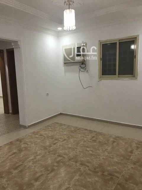 1648558 غرفتين وصاله ودورتين مياه ومطبخ الدور الثالث يوجد مصعد المكيفات راكبه والمطبخ راكب كما هو موضح فالصور عماره فاخره جداً يوجد امكانية الدفع على اربع دفعات