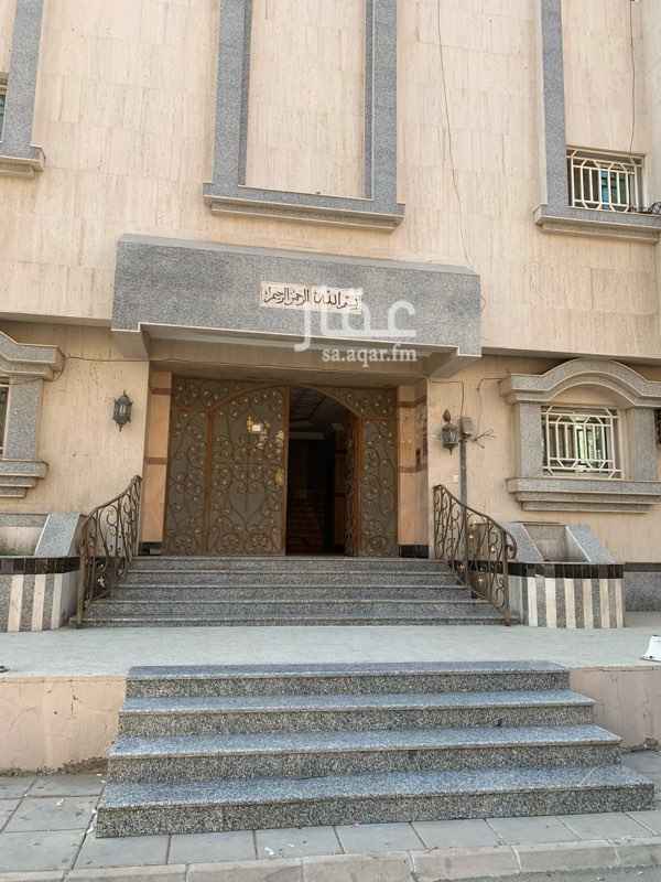 1324079 شقة للبيع بحي الوزيرية
5 غرف
3 حمامات
صالة جلوس
صالة طعام
موقف خاص
خزان مشترك
مدخلين للشقة
عداد كهرباء مستقل
مياة من التحلية