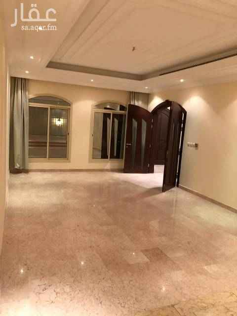 1580969 فيلا دورين وملحق مجدده فيها ٤غرف نوم ومجالس ٢وصالتين الفيلا مزوده بمكيفات مركزي ومسبح ومطبخ الموقع المرفق غير دقيق موجود عالواتساب مع رقم الحارس
