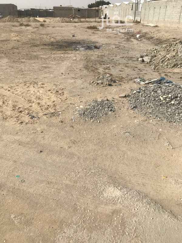1403766 للإيجار أرض في مزرعة مساحة من 1000 متر الى 10000متر حسب أختيار المستأجر سعر متر الايجار 13 ريال لسنه الطريق مزفلت الى موقع الأرض ومدخلها من الشارع العام قريبة جداً
تصلح أستراحه أو مستودع النشاط أختياري
لتواصل 0501909979