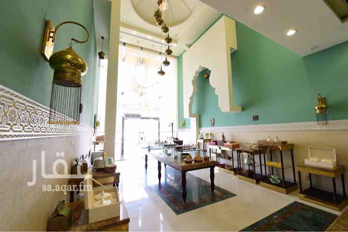 1697641 محل ومصنع حلويات و حلوى عمانية بالرياض متكامل للتقبيل.
يشمل معرض مميز ومصنع مع جميع اغراض تصنيع الحلوى مع معلم الحلوى
موقع مميز : طريق ابو بكر الصديق (العروبة الجديد) مقابل ممشى الملك عبدالله.
-مساحة 250م
-الرخص سارية المفعول٤ عمال مع معلم الحلوى
-دورين
-مكتب اداري علوي -4 مستودعات
- ديكورات وثريات طراز فاخر
-مصنع ومطبخ ومعمل تجهيز مع اجهزة ومحركات +
-اجهزة محاسبة وكاشير-كاميرات وشاشات عرض
-طاولات وارضيات رخام وزجاج للعرض فاخرة - ستائر كهربائية