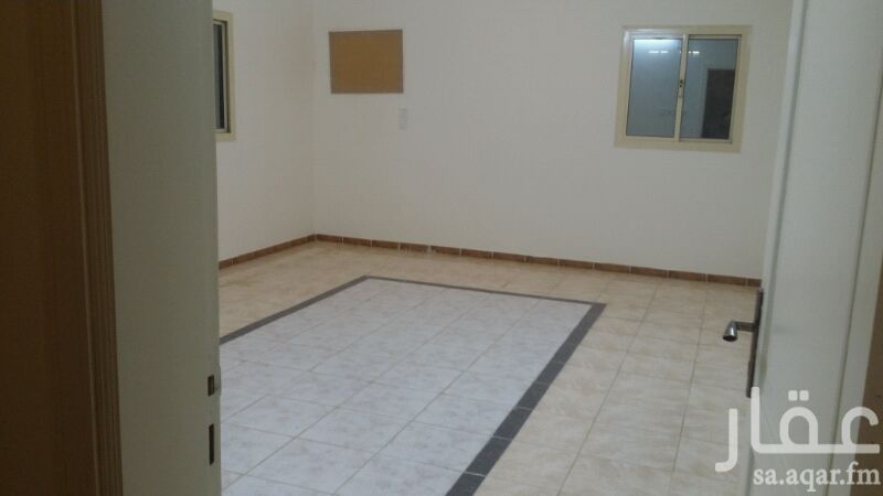 1080395 شقة في عمارة مكونه من دوين وملحق.
الشقة بالدور العلوي مع السطوح مكونة من :
خمس غرف ومطبخ وصالتين وحمامين بمدخلين .
** لايوجد مصعد.
** ماء تحلية واصل للعقار.
* * عداد كهرباء مستقل.
* * عرض خاص للدفع سنة مقدما.
** يوجد خزانين علوية.
يفضل التواصل بالواتس اب 0501966050
لعدم تواجدي بالعمارة يفضل التنسيق قبل التوجه للموقع .