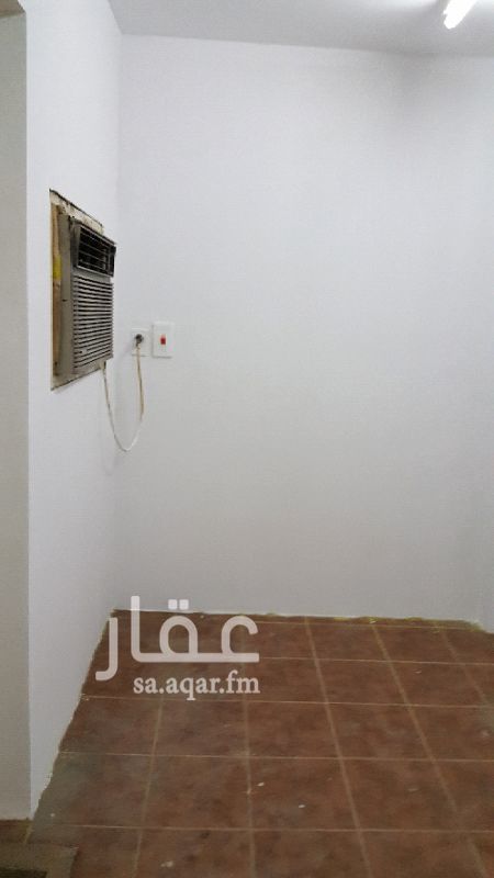 1328758 غرفه مع دورة مياه ومغسله يد للأيجار ب 7500 الف شامل الكهرباء والماء والصرف الصحي
