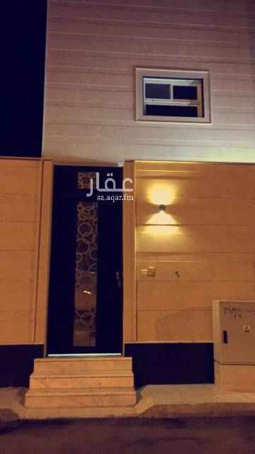 1645721 شقه ارضيه بنظام دبلكس دورين
تحت مجلس رجال ومجلس نسا صاله وغرفتين مطبخ وثلاث دورات مياه
الدور الثاني غرفتين وحمامين