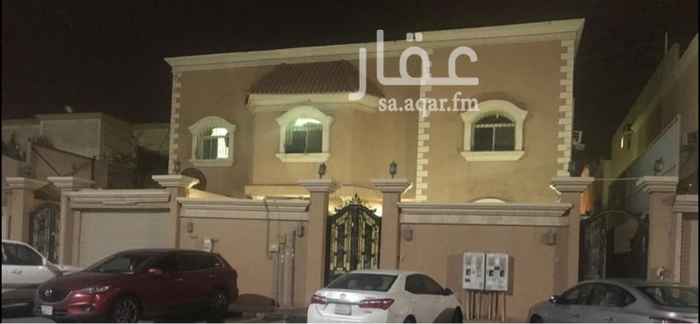1351107 للايجار فله دورين في حي الثنيانية تتكون من مجلس ومقلط وصاله ومجلس حريم وخمس غرف وحوش وكراج