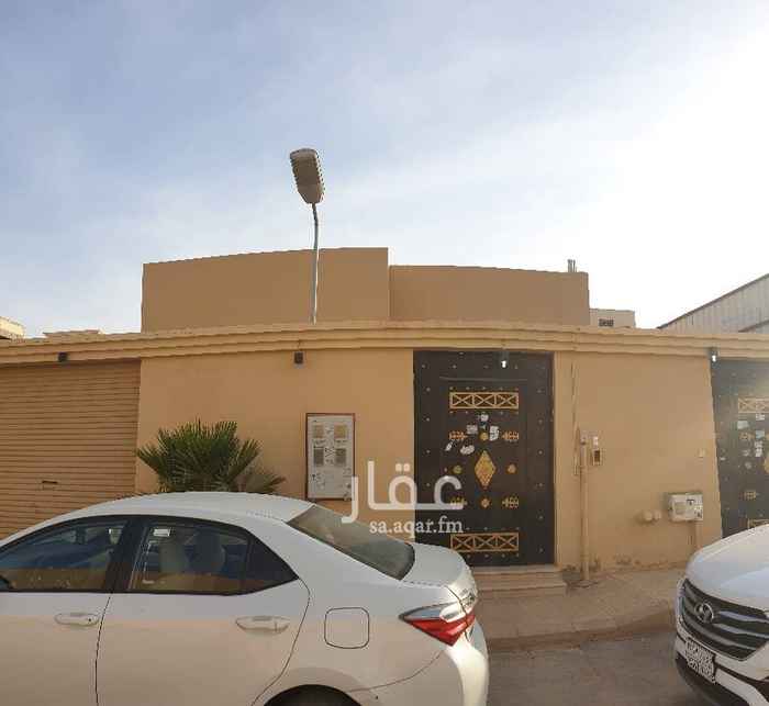 1751934 فيلا مكونة من دور مؤسس ٣ شقق مساحة ٣٢٥ م عليها ٦٧٠ الف ريال شرقية شارعها ٢٠م
عمرها ٨ سنوات
*المطبخ خارجي