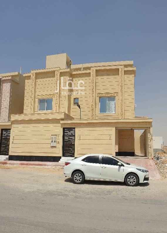 1758265 فيلا مكونة من درج صالة و شقة بالسطح مساحة ٢٧٠ م عليها مليون ريال جنوبية شارعها ٢٠
بنجم الدين الايوبي
الفلة عليها كافة انواع الضمانات من كهرباء وسباكة وعوازل
نقبل جميع البنوك