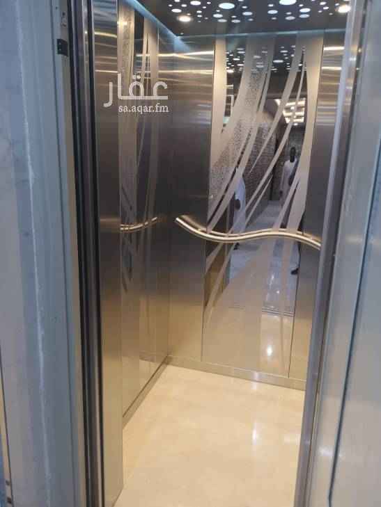 1752900 شقق فاخره جديدة ٤ غرف وصالة
السعر / ٢٠٠٠٠ ريال
للتواصل / 0557569994