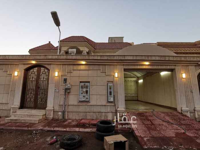 1602891 للايجار
دور ارضي مساحته 625 متر
ايجاره 80 الف دفعتين 70 دفعه وحده
جوار حديقة اليرموك الحقباني
ثلاث غرف نوم
صاله
مطبخ
مقلط
مجلس
ملحق بمشب مع دورة مياه
حوش مع مدخل سياره
لايوجد غرفة سايق