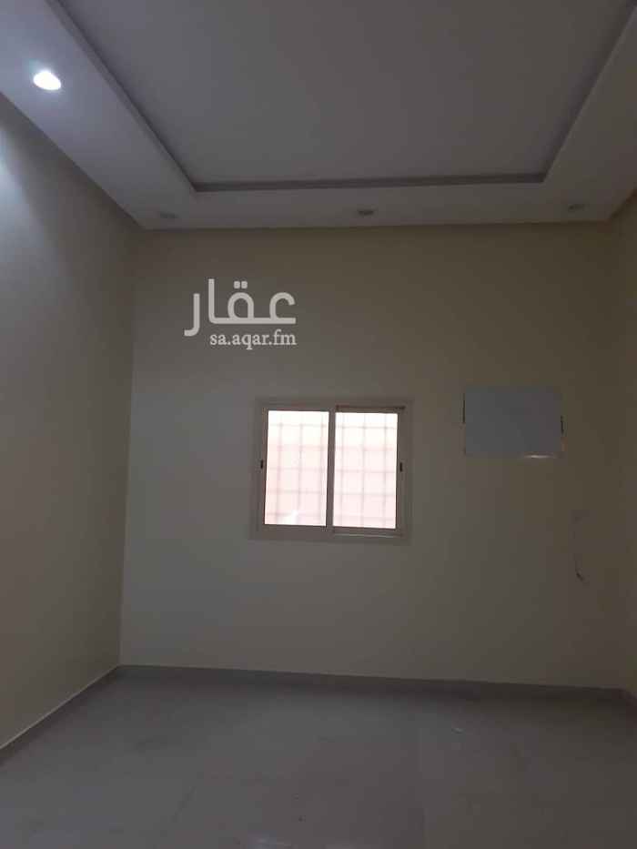 1464786 ايجار شقة ثلاث غرف وصاله ومطبخ واتنين دورات مياه مطبخ راكب
دور ارضي حي النهضة شارع ابن الهيثم