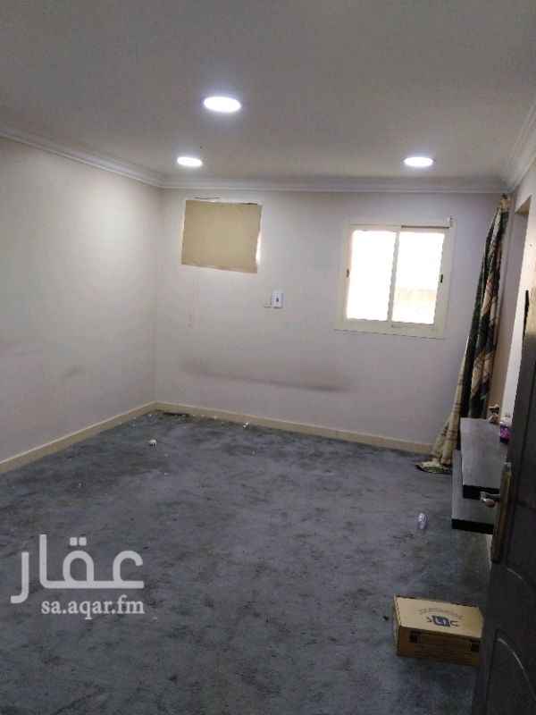 1226822 للايجار شقق عزاب بالثقبة مكونة من غرفة وحمام ومطبخ مطلوب في الشهر 850 ريال الإيجار شامل الماء والكهرباء مكتب قصر العقارات شارع مكة تقاطع 25