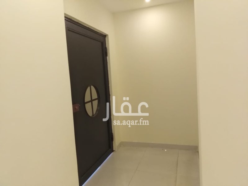 1585742 فيلا للبيع مساحه 320 نظام مفتوح درج داخلي مجالس استقبال الدور الارضي وحمامين ومطبخ الدور الأول اربع غرف نوم 4 حمامات صاله مطبخ دور ملحق غرفتين حمامين صاله مطبخ سطح يوجد مسبح
يوجد ضمانات سباكه كهرباء بناء شهاده هندسيه للتواصل ام فيصل السعر مليون 100 الف قابل للتفاوض
للتواصل ام فيصل 0502558546