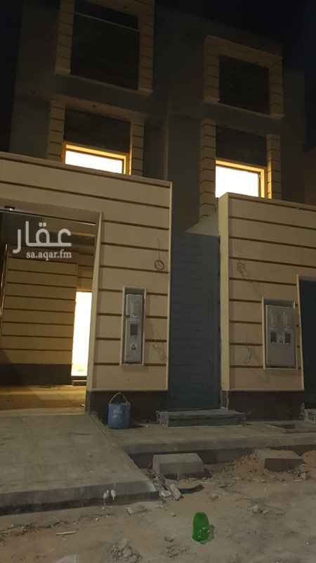 1559805 السلام عليكم ورحمة الله وبركاتة ،
فلا دور ودور وشقه
كل دور ٥ غرف وصاله ،
والشقه ٣ غرف وصاله ..
مصعد مؤسس ..
الحد مليون ٧٥٠ الف ..
لتواصل ؛
محمد اليعيش ؛ 0502575228