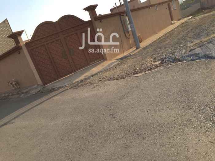 1577389 استراحه محايل عسير
حي القرشوع خلف مبنى البلدية الجديد
موقع ممتاز قريب من الخدمات
الطريق مسفلت
غرفه ٤*٤
صاله ٥*٤
دورة مياه. ٢ *١.٥٠
بوفيه مفتوح على الصاله( مطبخ) ٣ *٢.٥٠
المبنى زاوية الحوش ومتبقي مساحه لاقامة فيلا
الارض عليها صك سكني