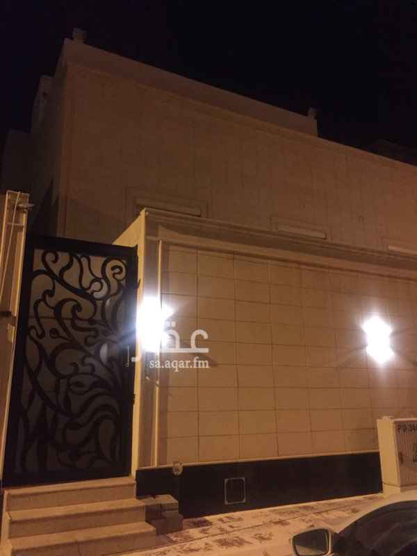 1501272 شقتين وحده بالدور الاول والثانيه بالسطح
الاولي تتكون من مجلس وصاله ومطبخ وغرفتين نوم وحمامين جديده
مكيفات ومطبخ راكب
الثانيه بالسطح تتكون من 4 غرف وصاله جديده
للتواصل ابو فيصل /0502823823