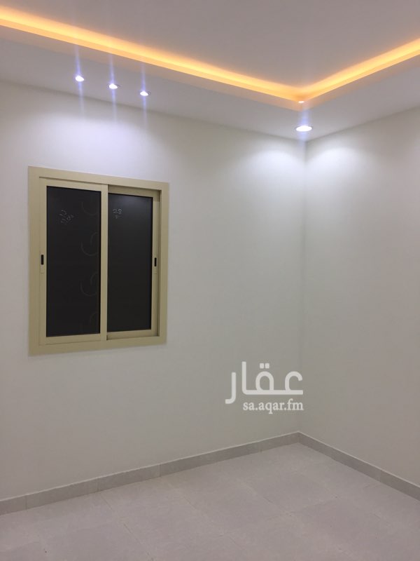 1516028 شقة تتكون من مجلس وصاله ومطبخ وحمامين وغرفتين نوم دور اول جديده عداد مستقل
للايجااااااااار الشهري ب 1600
للتواصل جوال / 0502823823