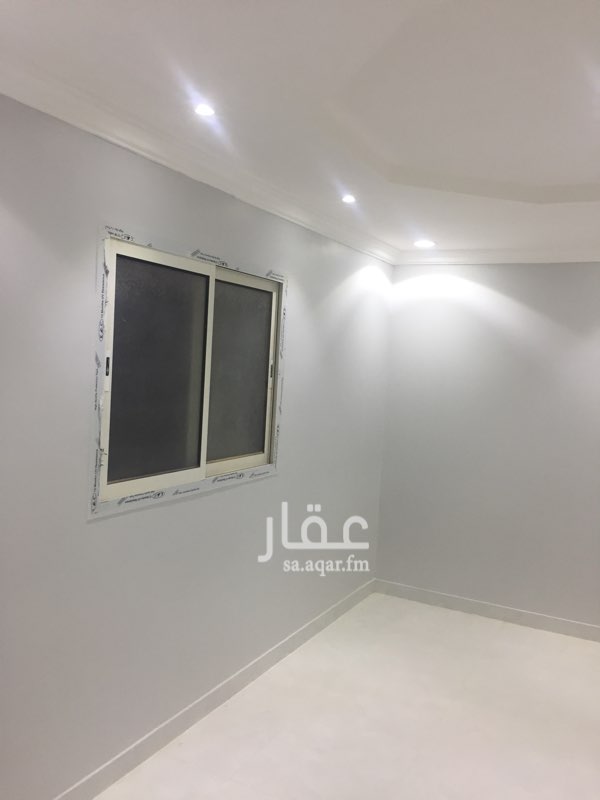 1626217 شقه للايجار معها سطح مستقل بالشقه جديده شمال 80 بحي العارض
المطبخ راكب
السعر /20000
للتواصل /0502823823