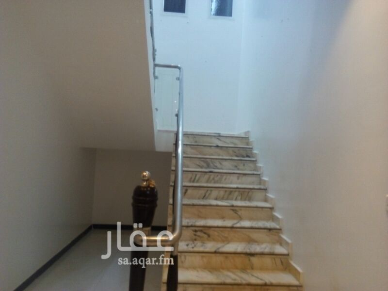 1118290 درج داخلي مساحة230استخدام ستة أشهر اربعة غرف وصالة غرفتين ماستر ومجلس ومقلط وصالة ومشب وغرفة سائق واجه غرب الموقع الرمال التعمير