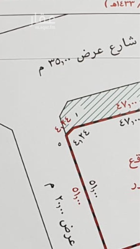 1713894 للبيع قطعه في ابحر الجنوبي. موقع مميز قريب جدا من البحر علي واجهتين شارع ٣٥ وشارع ٢٠. مساحه ٢٥٩٠ متر مطلوب ١٢ مليون. للتواصل ٠٥٠٣٠٠٤٤٠٨ علاء فزاع / مكتب ابن خاصر للاستثمار العقاري بابحر