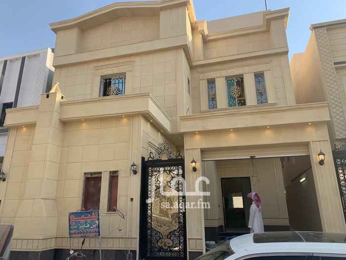 1653339 بسم الله الرحمن الرحيم
فيلا ٣٣٦ متر
درج داخلى وشقتين
شرقية شارع ١٥ متر
حى الرمال الواحه
السعر ١.١٠٠.٠٠٠ ريال