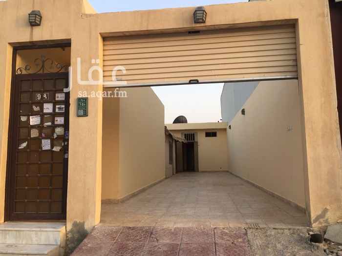 1288066 غرفه + خيمه + مطبخ + مستودع + دورة مياه
مدخل سياره
الايجار الشهر ١٨٠٠ ريال شامل كهرباء و ماء