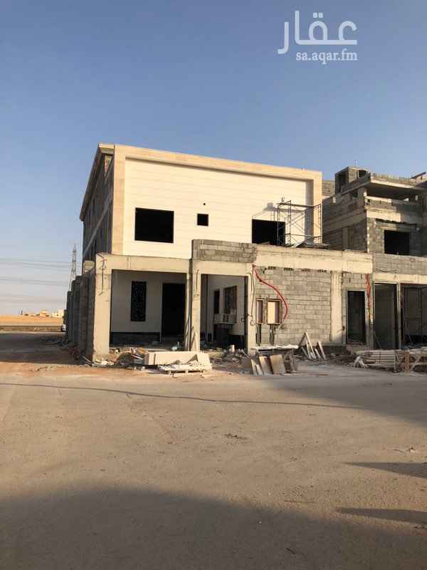 1563970 فيلا درج داخلي وشقتين
تصميم مودرن وحديث
ضمانات شاملة هيكل وسباكة وكهرباء وتمديدات
الواجهات من الرخام والحجر الطبيعي
موقع الفيلا ممتاز جداً و طبيعة السكان ممتازين
لك الحق بالكشف عن الفيلا لدى اي مهندس معتمد
التفصيل الداخلي للفيلا ممتاز
ملاحضة : البيع حصري لدي فقط