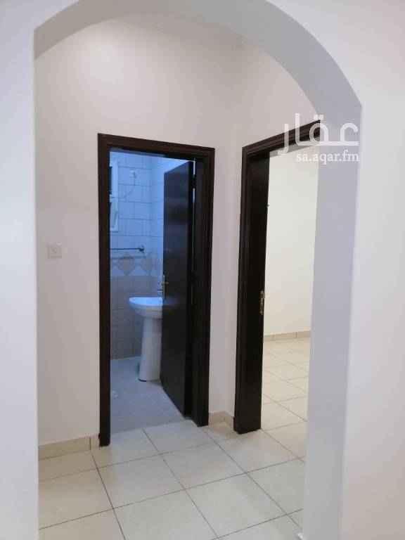 1735932 شقة في عمااااارة مجددة مكونة من ثلاث غرف و صالة و حمامين و مطبخ....عداد كهرب مستقل
قريبة من سوق العثيم و الحمراء مول....قريبة من مدارس الاولاد و البنات و المستوصفات الخاصة و الحكومي....الدخول و الخروج إليها سهل من طريق الملك عبدالله و طريق خالد بن الوليد
الايجار سنوي بمبلغ 20000 ريال
أنا المالك ابو محمد 0503202659