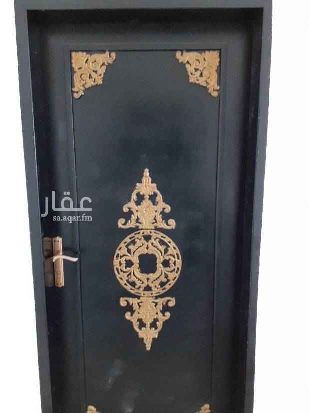 1751841 شقه في حي الحزم
الدور الثاني
مدخل رجال ومدخل نساء
غرفتين ومجلس وصاله ومطبخ ودورتين مياه
عدادكهرباء مستقل
الايجار سنوي