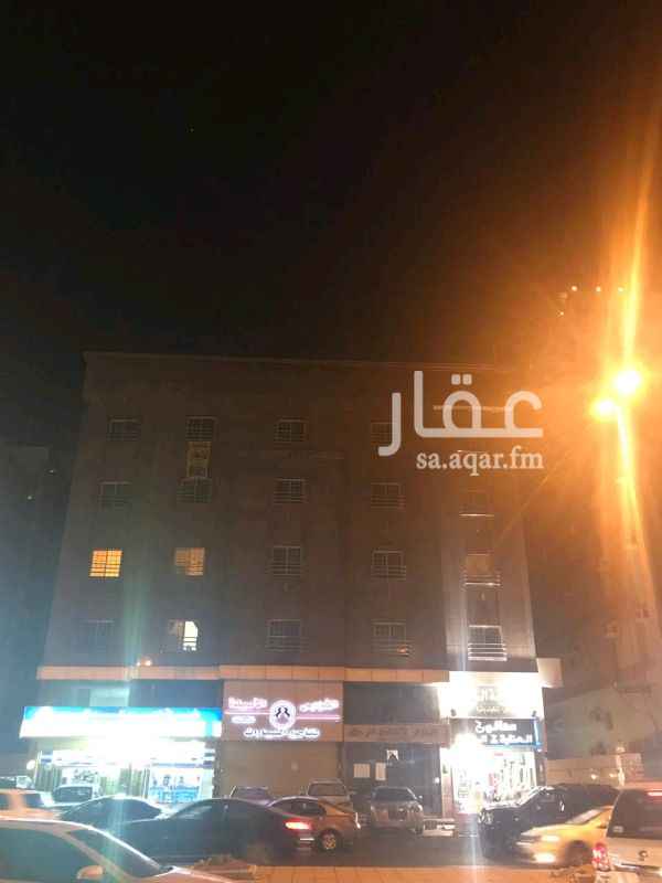 1362963 ٤ غرف ٣ حمام السعر نهايه
ومطبخ الرجاء الإتصال من بعدالمفرب٠ مساء وشكرا