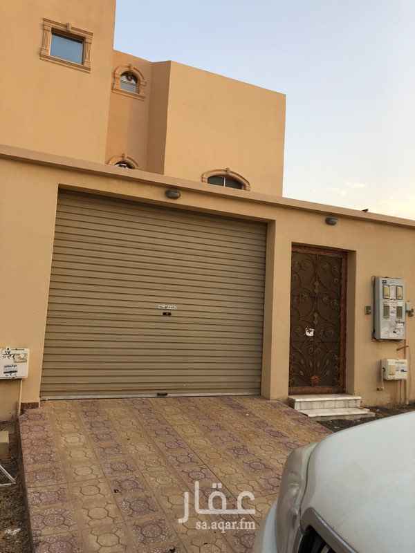 1299225 مجلس ومقلط وصاله ومطبخ وغرفتين ودورتان مياه
مدخل سياره وفيها مطبخ راكب ومكيفات
الموقع مخطط الحجاب