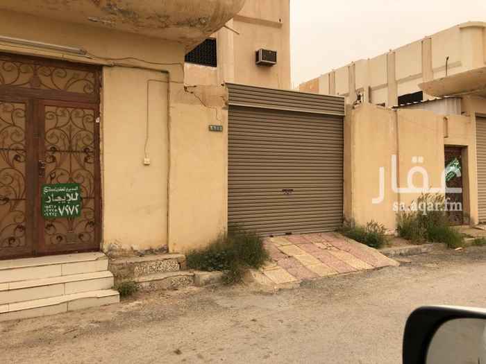 1369229 اربع غرف وصاله ومطبخ ودورتان مياه وملحق خارجي مع دوره مياه. وايضا فيه دور علوي نفسه