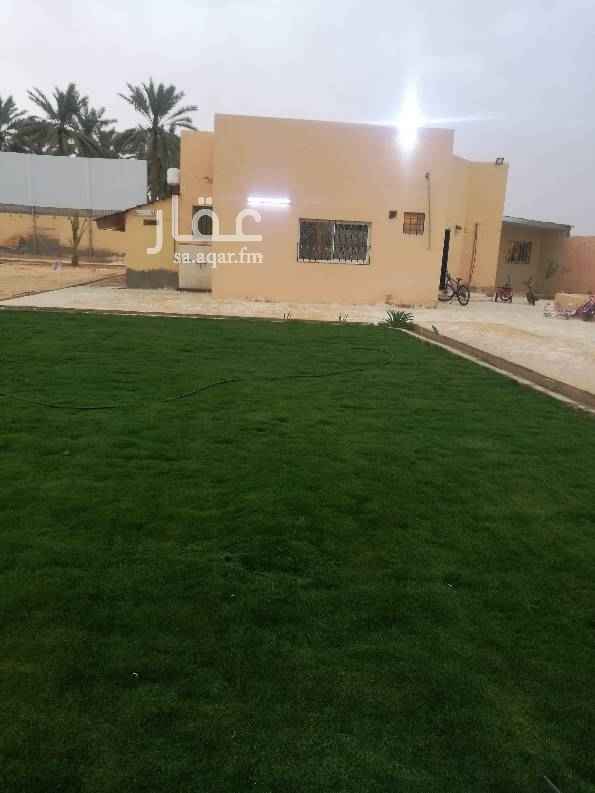 1488942 دور أرضي ومجلس مستقل مع ملحقاته ويوجد بيرين
وتقع على شارع شمالي عرضه 20 متر
وشارع غربي عرضه 10 متر