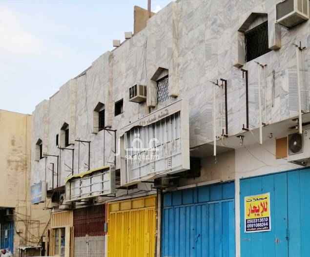 1703370 شقة عزاب كبيرة
أربع غرف نوم +صالة كبيرة 6*8
2حمام+ مطبخ كبير