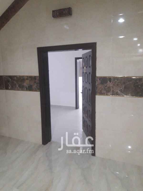 1254634 غرفتين نوم مجلس وحمامين ومطبخ مجددة و نظيفة للغاية وراكبة المكيفات