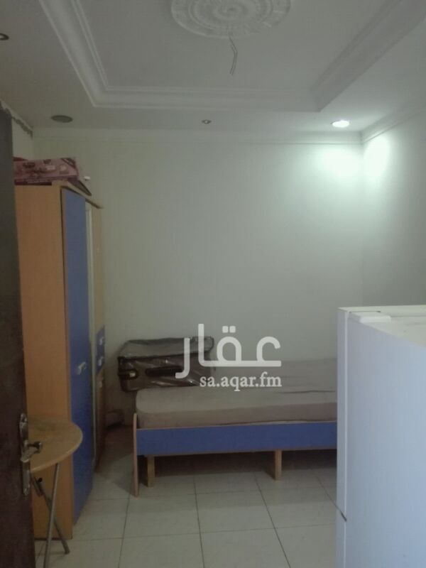 1165871 غرفه مع وجود دوره مياه