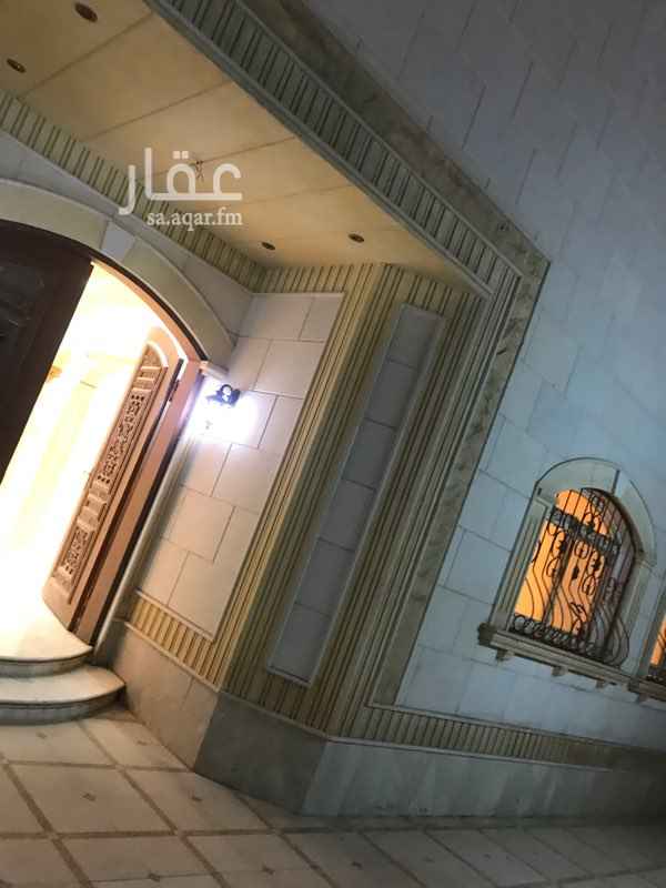 1603687 دورارضي مسروق
مجلس ومقلط.
وصالة استقبال كبيرة وصالة طعام
غرفتين في الدور الارضي.
وثلاث غرف نوم في الدور الثاني مع دورات المياه