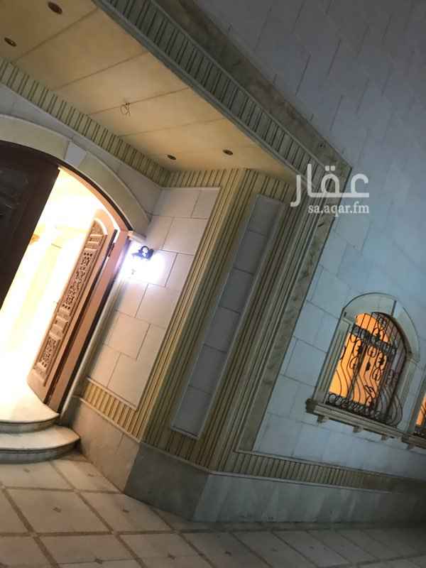 1603695 شقة علوية مجلس ومقلط وصالة وغرفتين الغرفة 4*5